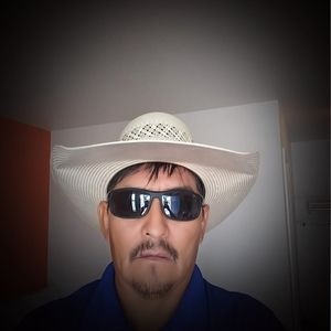 Meet your Posher, Felix